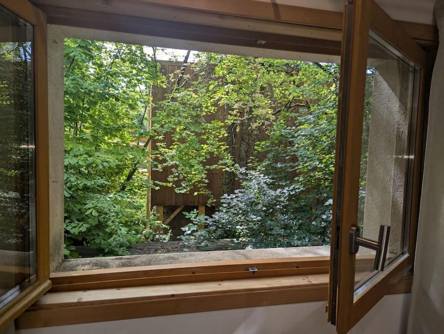 Gite Zen Dans Les Bois Blesignac Esterno foto