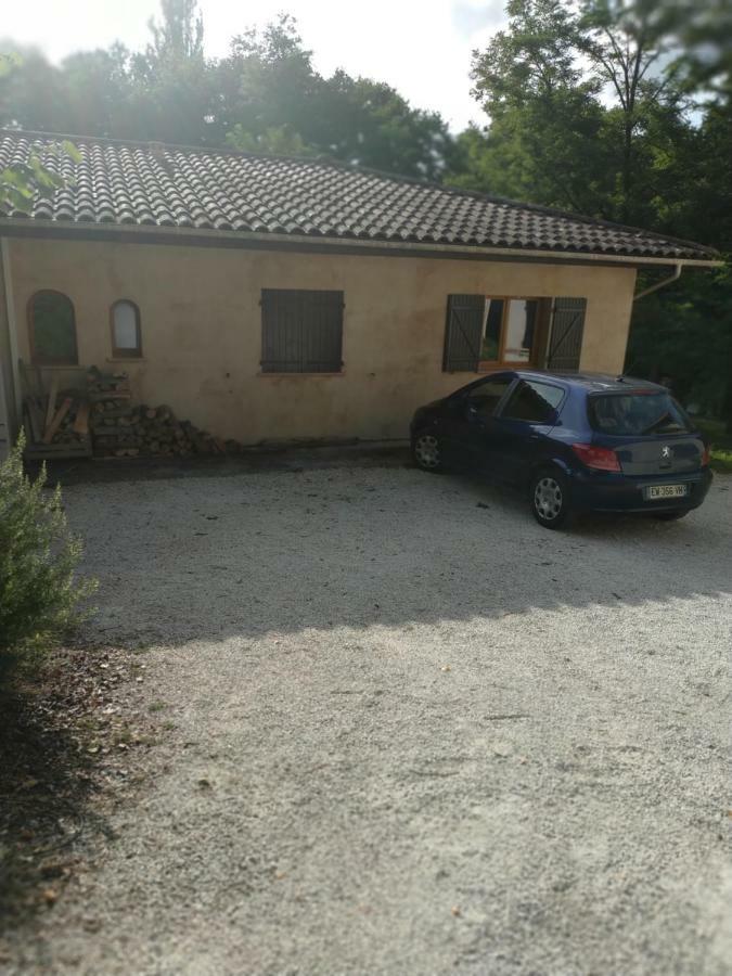 Gite Zen Dans Les Bois Blesignac Esterno foto